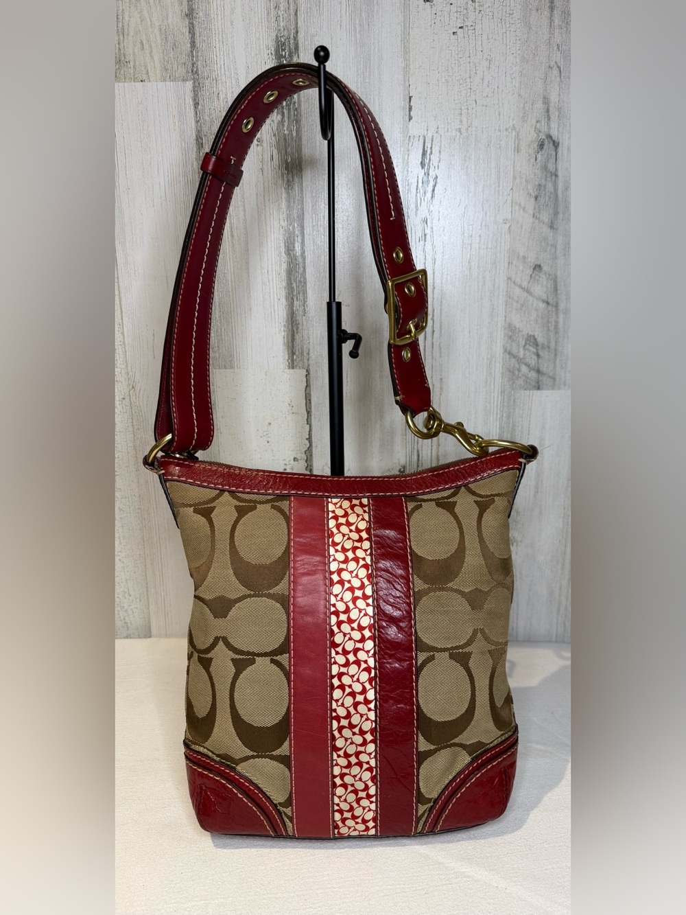 Coach Vintage Hamptons Signature Stripe Shoulder Bag 06’ 10542 Leather Trim